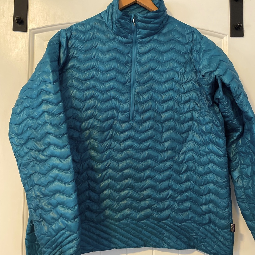Patagonia down pull over